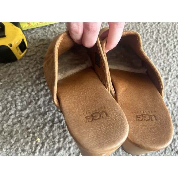 UGG Australia Womens Brown Abbie SN5772 Leather Slip On Clogs Size USA 8 Mule - Picture 8 of 10